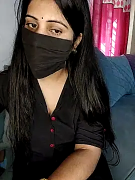 Kritika Hotty online show from 03.16.25