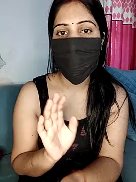 Kritika Hotty online show from 03.19.25