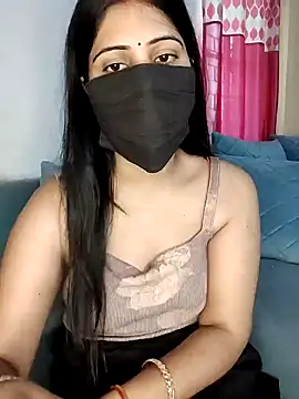 Kritika Hotty online show from 03.20.25