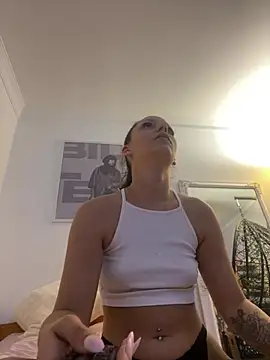 Chiara0102 online show from 05.31.26