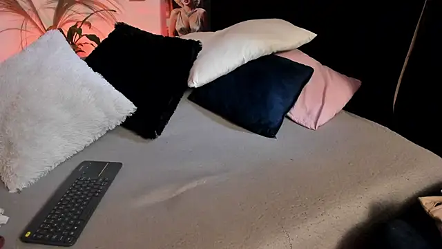 Serenity Day online show from 10.06.25