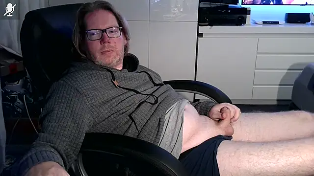 Snapshot of VSteph chatting on 09.29.25 VSteph online show from 09.29.25