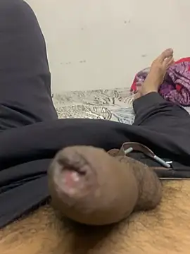 Snapshot of fuckboi2103 chatting on 12.04.24 fuckboi2103 online show from 12.04.24