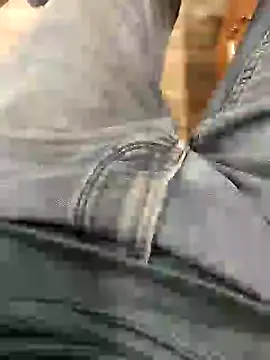 Snapshot of fuckboi2103 chatting on 01.08.25 fuckboi2103 online show from 01.08.25