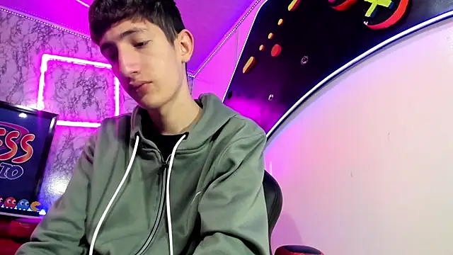 Erik Osorio online show from 01.22.25