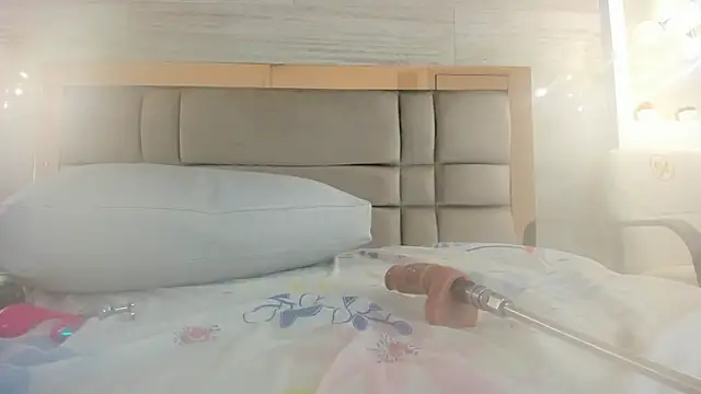 Snapshot of adara_scot chatting on 03.03.25 adara scot online show from 03.03.25