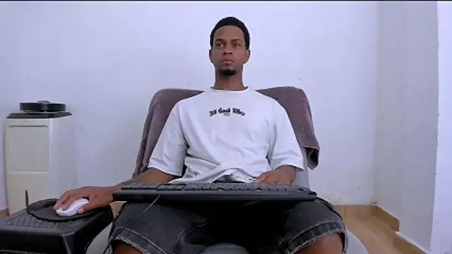 Snapshot of jack_crawfortt chatting on 11.01.25 jack crawfortt online show from 11.01.25