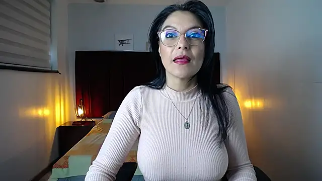 Zuzana21 online show from 12.20.24