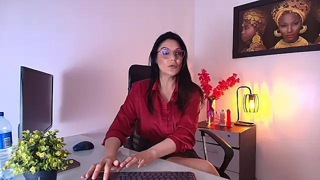 Zuzana21 online show from 10.18.25