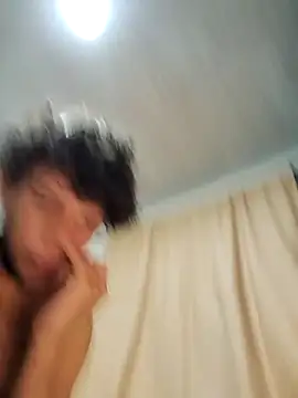 Snapshot of Zombra_42 chatting on 09.27.25 Zombra 42 online show from 09.27.25