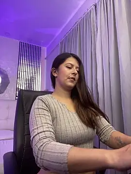 liss black online show from 04.14.26