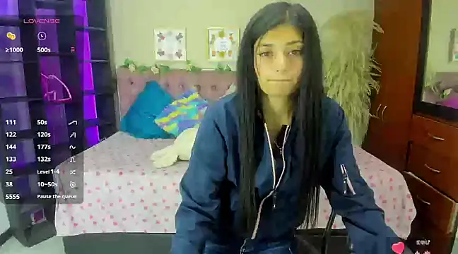 Lia Keen online show from 01.07.25