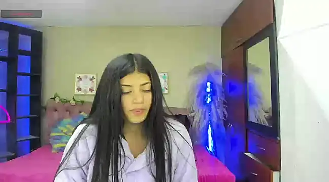 Lia Keen online show from 03.06.25