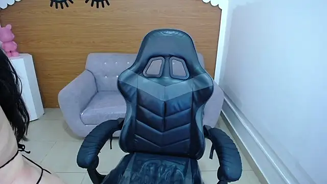 Chinatsu t online show from 09.17.25