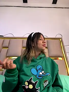 nina carther online show from 10.15.25