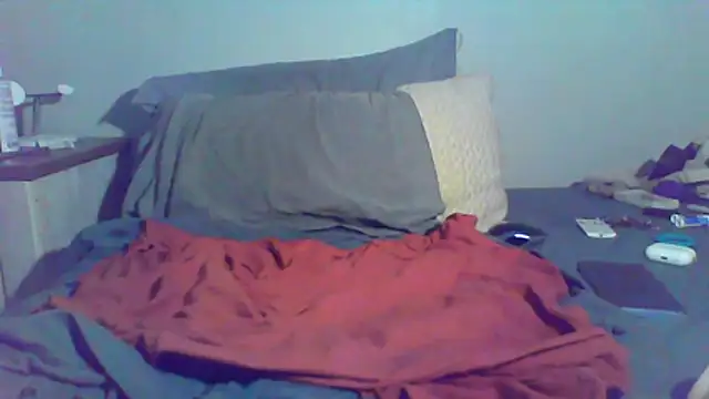 Snapshot of Kinkysubfag80 chatting on 04.29.26 Kinkysubfag80 online show from 04.29.26