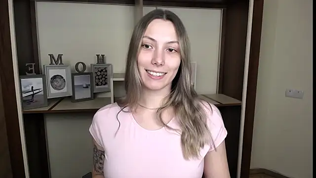 VanessaMay  online show from 03.03.26