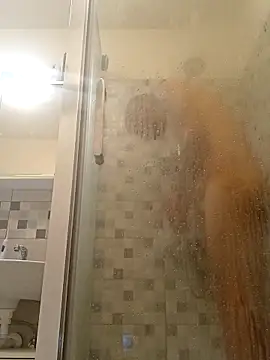 Snapshot of boysexy350 chatting on 10.01.25 boysexy350 online show from 10.01.25