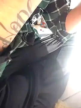 Snapshot of 6MataGarcia chatting on 12.10.24 6MataGarcia online show from 12.10.24