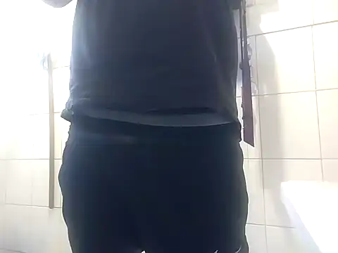 Snapshot of 6MataGarcia chatting on 12.28.24 6MataGarcia online show from 12.28.24