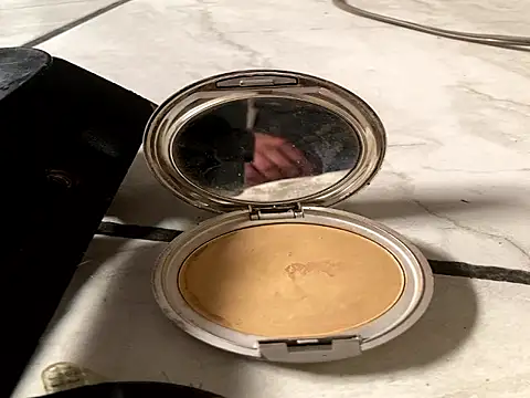 Snapshot of 6MataGarcia chatting on 09.20.25 6MataGarcia online show from 09.20.25