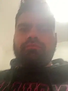 Snapshot of 6MataGarcia chatting on 12.17.25 6MataGarcia online show from 12.17.25