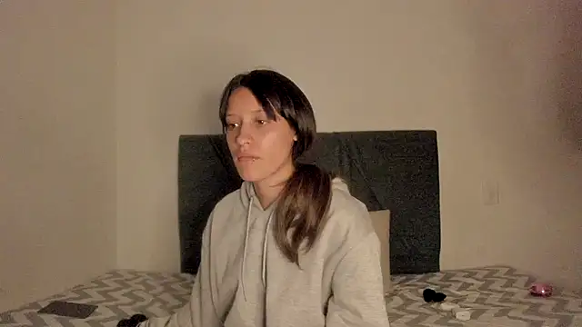 Snapshot of Gabby_and_Alice chatting on 11.14.25 Gabby and Alice online show from 11.14.25