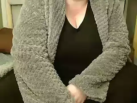 MarthaBriest online show from 01.06.25