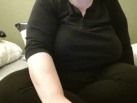 MarthaBriest online show from 02.02.25