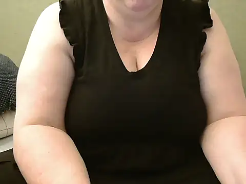 MarthaBriest online show from 02.04.25