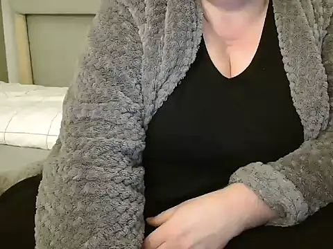 MarthaBriest online show from 02.07.25