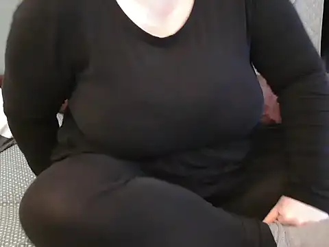 MarthaBriest online show from 03.04.25