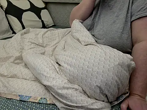 MarthaBriest online show from 02.04.26