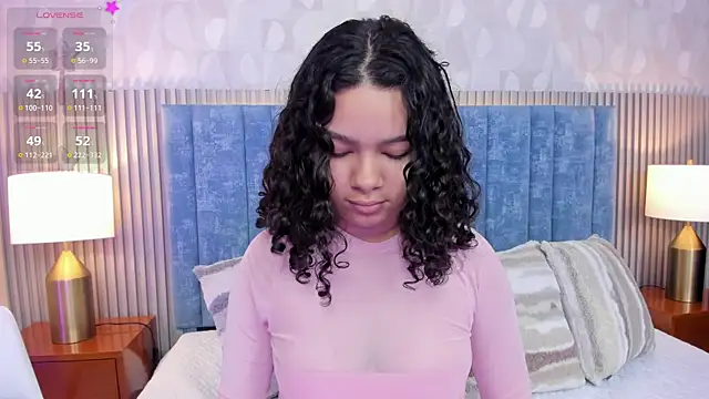 pretty sunlight  online show from 11.23.25