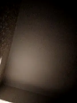 Snapshot of YuliannaFox chatting on 12.23.24 YuliannaFox online show from 12.23.24