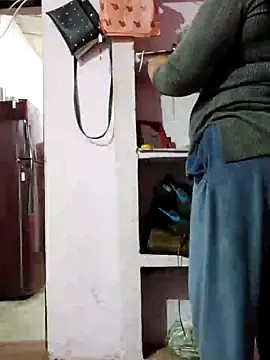 Snapshot of Sajd chatting on 01.03.25 Sajd online show from 01.03.25