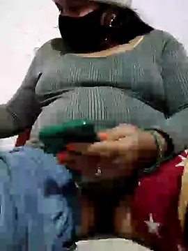 Snapshot of Sajd chatting on 01.04.25 Sajd online show from 01.04.25