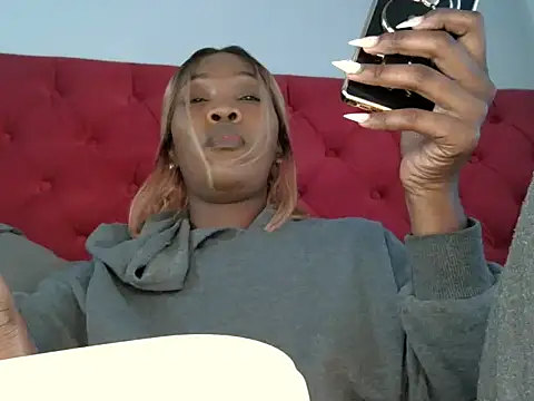 Snapshot of TheSweetBerry chatting on 07.02.26 TheSweetBerry online show from 07.02.26
