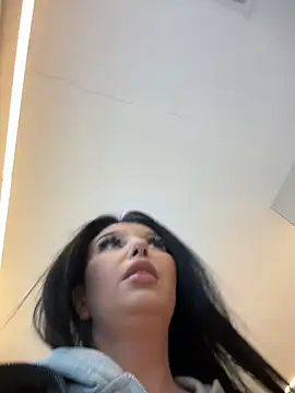 Tisha Busty online show from 03.12.26