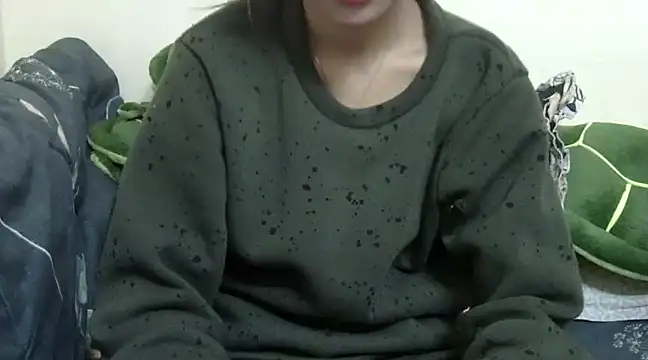 Snapshot of Tiny_lusty chatting on 01.25.25 Tiny lusty online show from 01.25.25