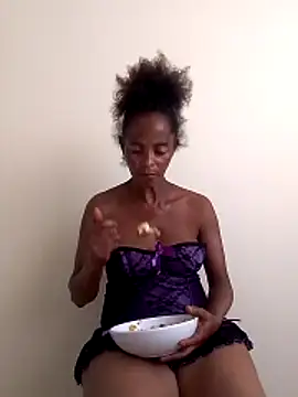 sweets 80 online show from 10.19.25