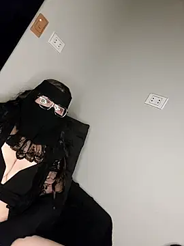 -Arab milf- online show from 09.23.25