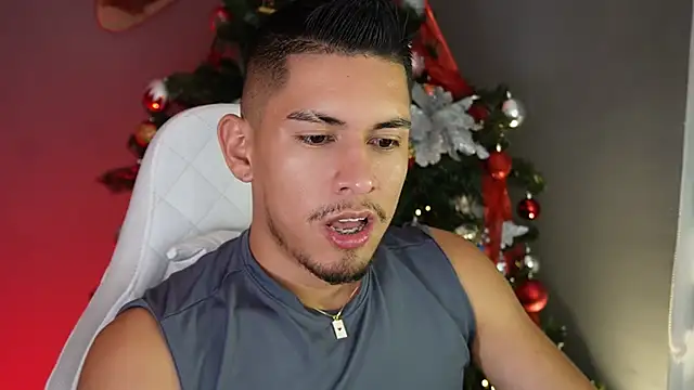 Aaronfox x online show from 12.12.24