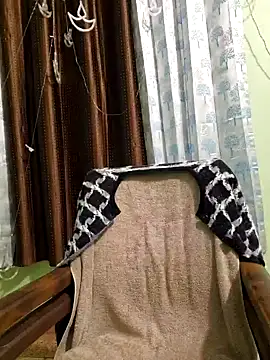 Snapshot of MIss-Naina chatting on 01.17.25 MIss-Naina online show from 01.17.25