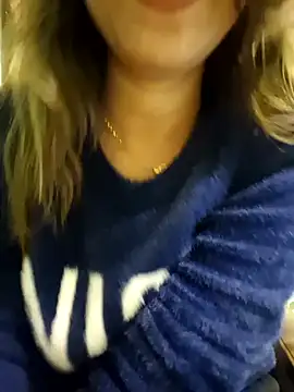 Snapshot of MIss-Naina chatting on 01.22.25 MIss-Naina online show from 01.22.25