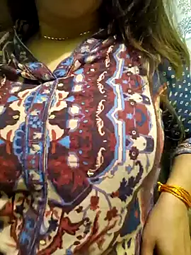 Snapshot of MIss-Naina chatting on 01.27.25 MIss-Naina online show from 01.27.25