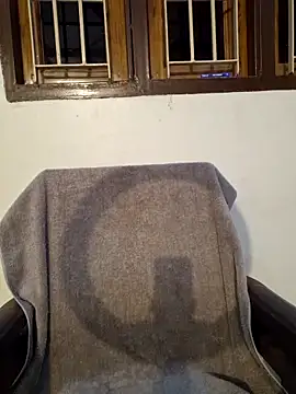 Snapshot of MIss-Naina chatting on 03.21.25 MIss-Naina online show from 03.21.25