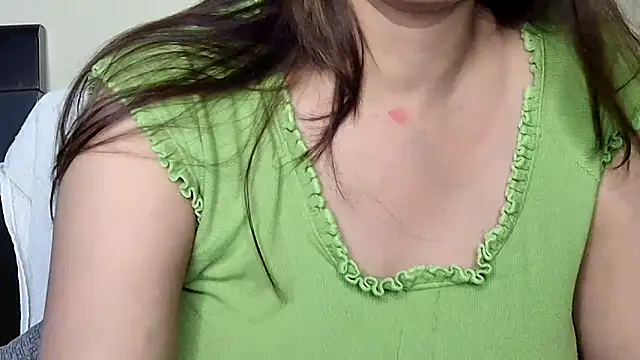 Snapshot of MIss-Naina chatting on 10.24.25 MIss-Naina online show from 10.24.25