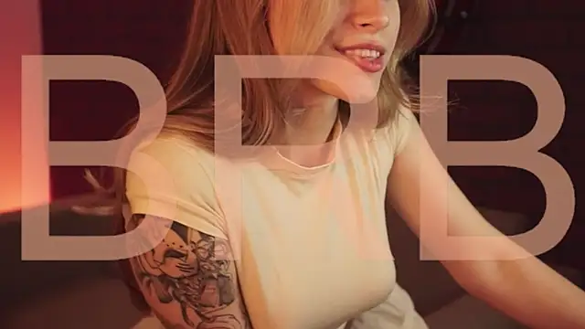 Snapshot of EllieCutes chatting on 02.03.26 EllieCutes online show from 02.03.26