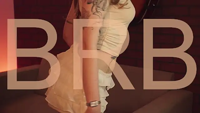 Snapshot of EllieCutes chatting on 02.28.26 EllieCutes online show from 02.28.26